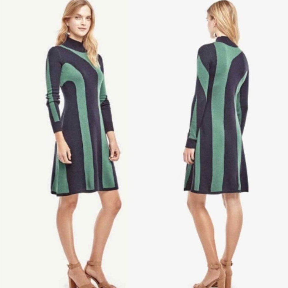 NWT--Ann Taylor Green and Navy Long Sleeve Dress